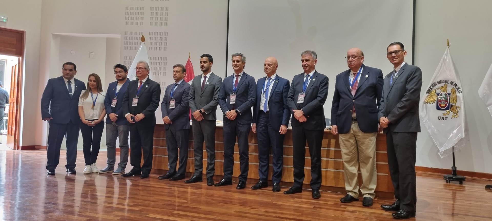 Encuentro y Conferencias